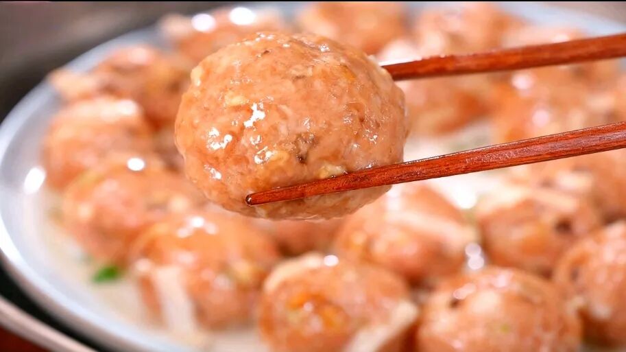 Hakka Taro Pork Meatballs: Savory Pork Hides Sweet Taro